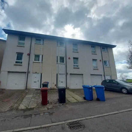Rent this 5 bed townhouse on 2 Friary Gardens in Dundee, DD2 2PA