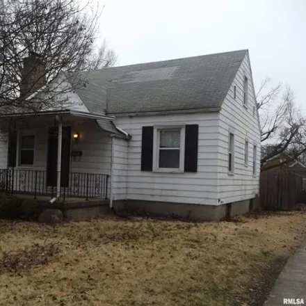 Buy this 3 bed house on 2446 South 5th Street in Springfield, IL 62703