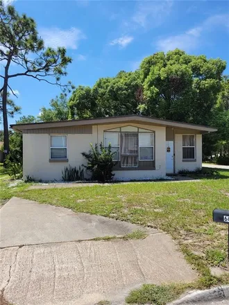 Buy this 3 bed house on H.E. Thomas Jr. Parkway in Dreamworld, Sanford