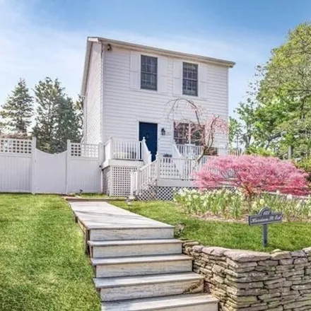 Rent this 3 bed house on 122 Harrison Street in Village of Sag Harbor, Suffolk County