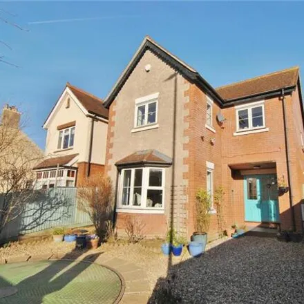 Buy this 4 bed house on 12 London Road in Rodborough, GL5 2AJ