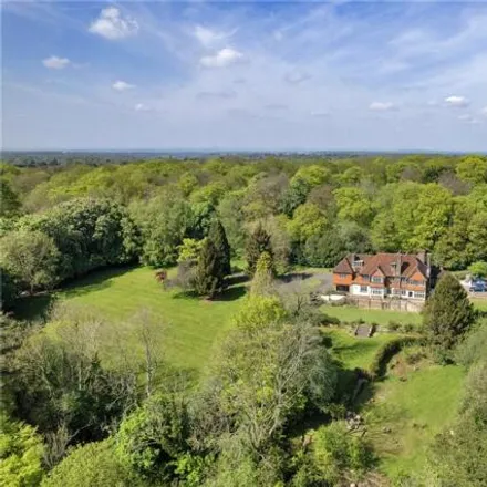 Image 9 - Chestnut Avenue, Westerham, Kent, Tn16 - House for sale