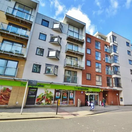 Rent this 2 bed apartment on High Street in Lansdowne Hill, Southampton