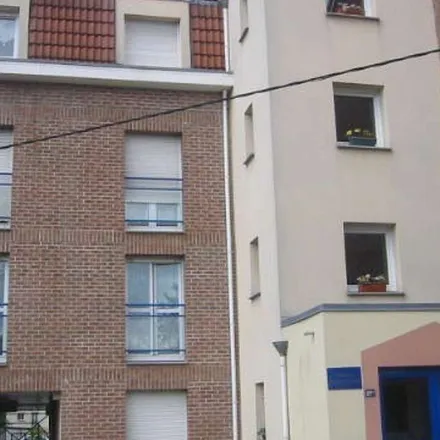 Image 1 - 39 h Rue du Wetz, 62300 Lens, France - Apartment for rent