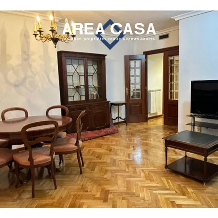 Image 4 - Calle Agustín Viñamata, 6, 28007 Madrid, Spain - Apartment for rent