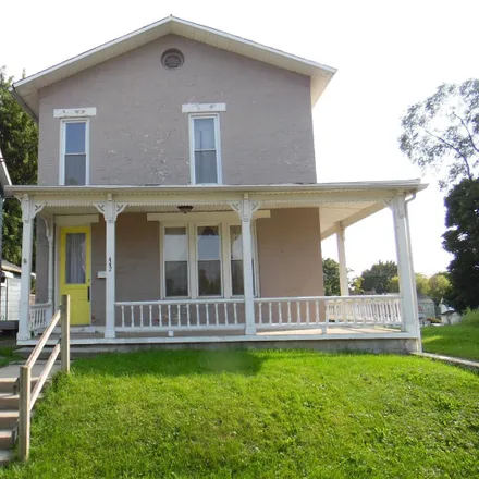 Buy this 5 bed house on 442 East Columbus Street in Kenton, OH 43326