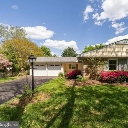 Image 3 - 13021 Maple View Lane, Chantilly, VA 22033, USA - House for sale