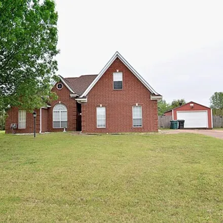 Buy this 5 bed house on 8078 Shelburne Lane East in Plum Point, Southaven