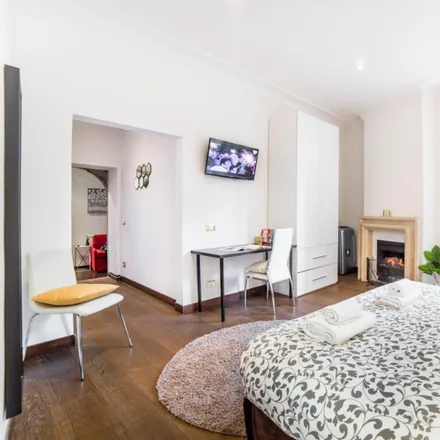 Rent this 1 bed apartment on Via della Tribuna di Campitelli in 00186 Rome RM, Italy