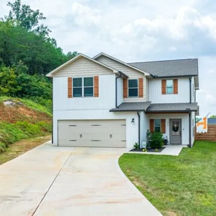 Buy this 3 bed house on 242 Clear Creek Road in Kodak, TN 37764
