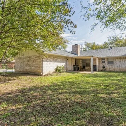 Image 2 - 6300 Wheaton Dr, Fort Worth, Texas, 76133 - House for sale