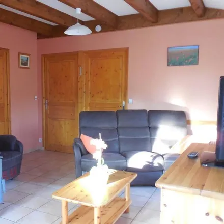 Rent this 2 bed house on Avenue du Serre in 48230 Chanac, France