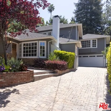 Image 1 - 3417 Berry Drive, Los Angeles, CA 91604, USA - House for sale