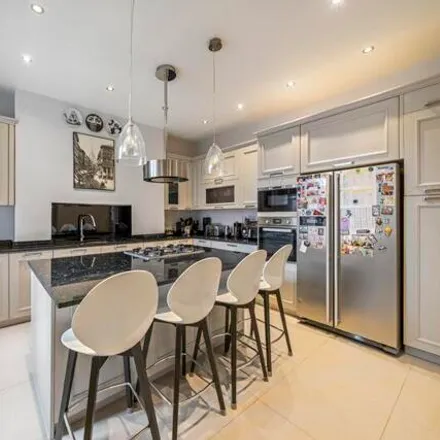 Buy this 4 bed apartment on Avenue Mansions in Finchley Road, London