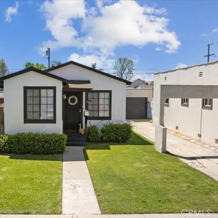 Buy this 2 bed house on 410 East Osgood Street in Long Beach, CA 90805
