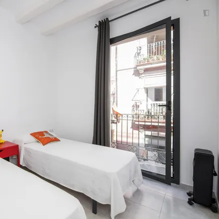 Rent this 2 bed apartment on Carrer de Joaquín Costa in 3A, 08001 Barcelona