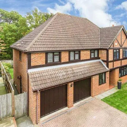 Buy this 5 bed house on Acer Avenue in Royal Tunbridge Wells, TN2 5JQ