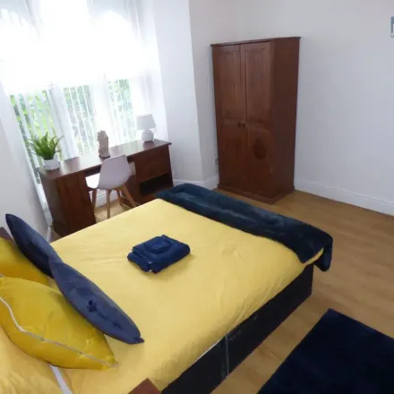 Rent this 9 bed apartment on SMITHDOWN RD/GRANVILLE RD in Smithdown Road, Liverpool