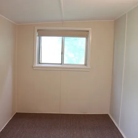 Image 4 - 10 Grand Junction Road, Yass NSW 2582, Australia - Apartment for rent