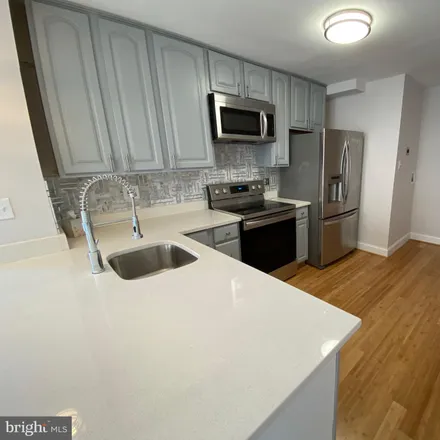 Image 7 - 802 Mangold Street, Baltimore, MD 21230, USA - Townhouse for rent