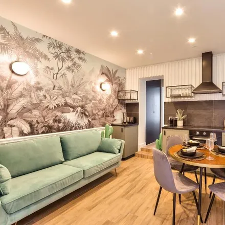 Rent this 3 bed apartment on 5 Passage Desgrais in 75019 Paris, France