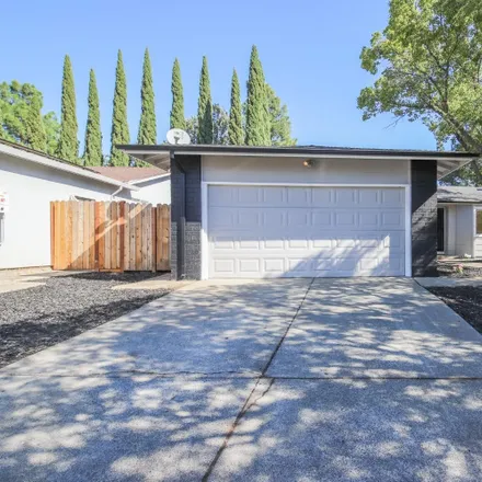 Buy this 3 bed house on 2330 Baldwin Court in Fairfield, CA 94533
