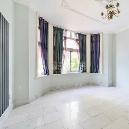 Image 5 - 6 Frognal, London, NW3 6AH, United Kingdom - Apartment for sale