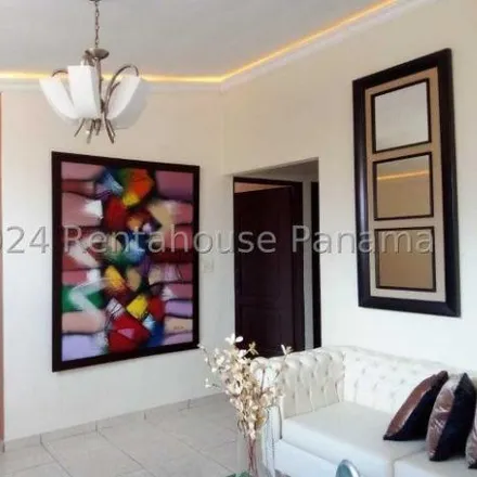 Rent this 3 bed house on Calle 17 Este in Distrito San Miguelito, Panama City