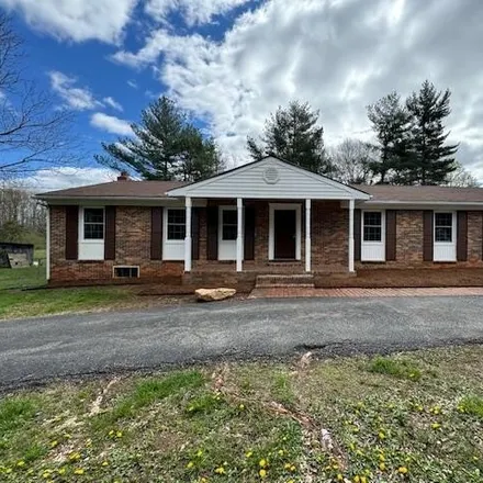 Buy this 3 bed house on 5338 Promise Land Road in Appomattox County, VA 24522