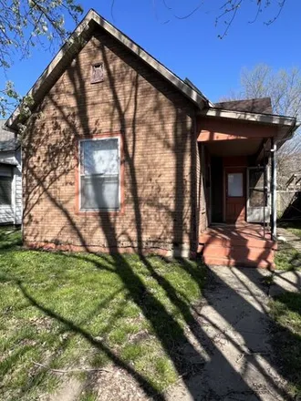 Buy this 2 bed house on 1340 Tippecanoe Street in Terre Haute, IN 47807