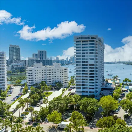 Buy this 1 bed condo on 2 Island Avenue West in Miami Beach, FL 33139