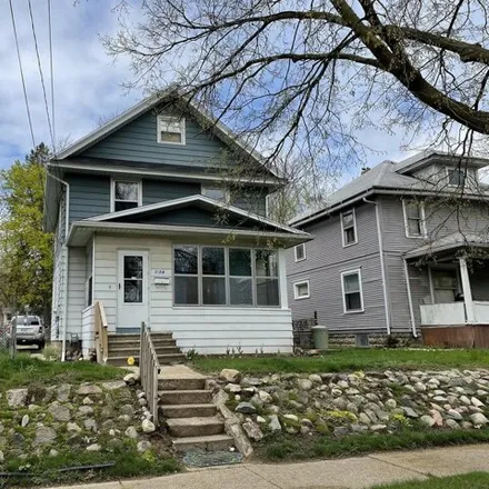 Buy this 3 bed house on 1158 South Milwaukee Street in Jackson, MI 49203