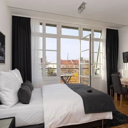 Rent this studio apartment on Brunnenstraße 192 in 10119 Berlin, Germany