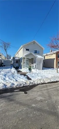 Image 2 - 116 Gold Street, City of Utica, NY 13501, USA - House for sale
