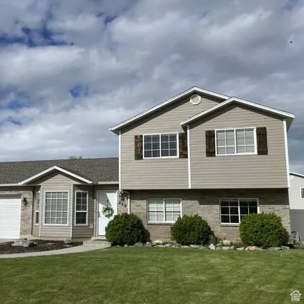 Buy this 4 bed house on 201 South 590 West Street in Spanish Fork, UT 84660