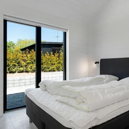 Rent this 5 bed house on Græsted in Græsted Stationsvej, 3230 Græsted