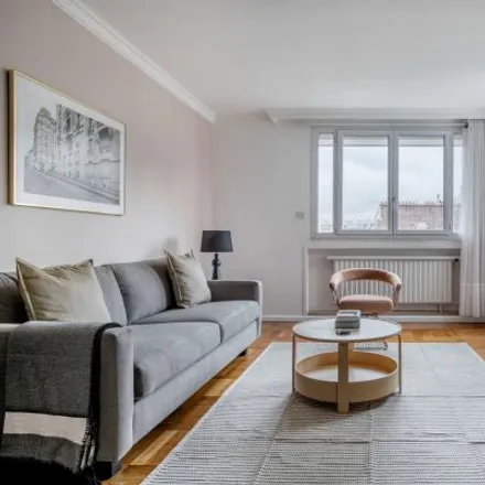 Rent this 3 bed apartment on 78 Avenue Félix Faure in 75015 Paris, France