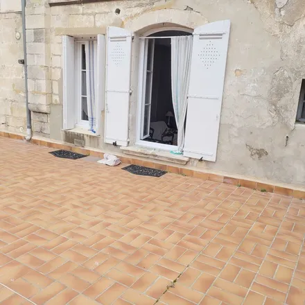 Rent this 3 bed apartment on 464 Chemin des Garrigues in 84000 Avignon, France