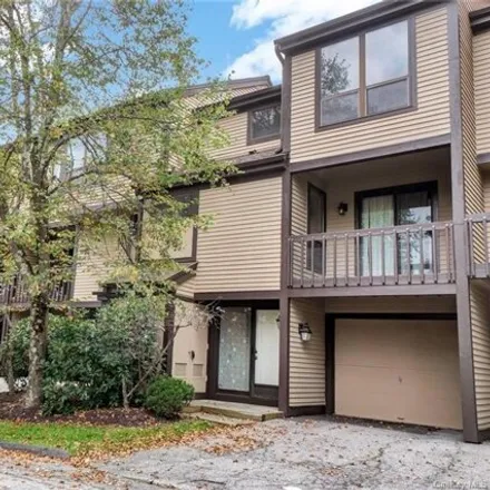 Buy this 2 bed condo on 112 Antler Ridge in Ossining, NY 10562