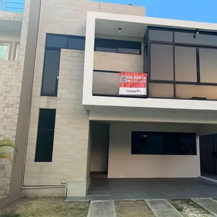Buy this 3 bed house on Calle Mariano Abasolo in Sector 3, 86100 Villahermosa