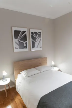 Rent this 3 bed apartment on Rua de Goa in 4454-505 Matosinhos, Portugal