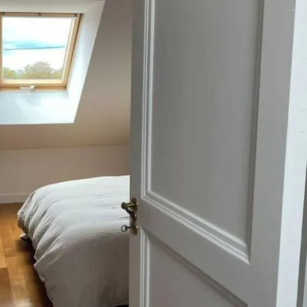 Rent this 2 bed house on Menétru-le-Vignoble in Route des Granges, 39210 Menétru-le-Vignoble