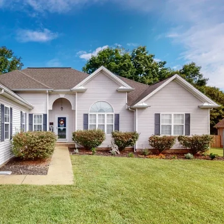 Buy this 4 bed house on 975 Wing Tip Circle in Hopkinsville, KY 42240