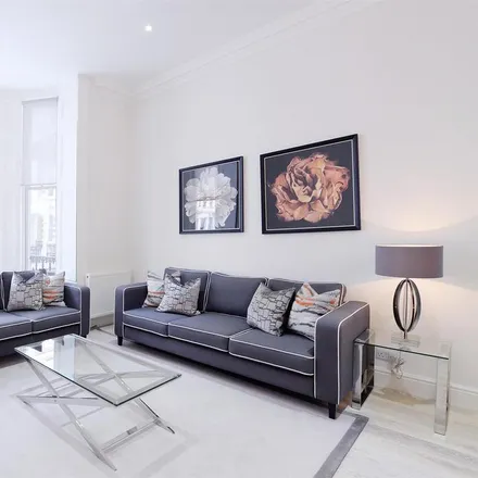 Rent this 3 bed apartment on 89 Lexham Gardens in London, W8 6QH