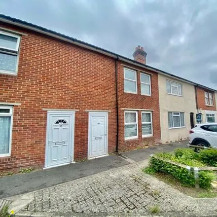 Rent this 3 bed townhouse on 9 Vosper Road in Waterside Park, Southampton