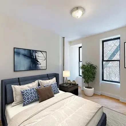Rent this 3 bed apartment on 229 East 11th Street in New York, NY 10003