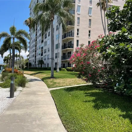 Image 2 - Building 5, 5220 Brittany Drive South, Saint Petersburg, FL 33715, USA - Condo for sale