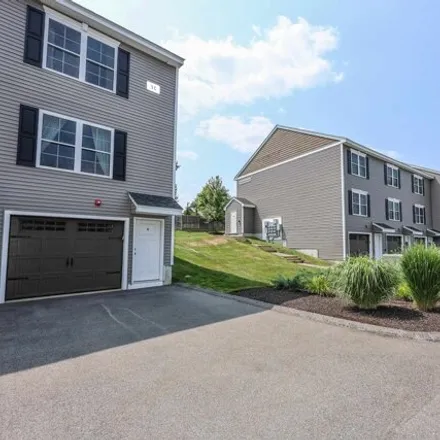 Image 3 - 3 Nutfield Ct Unit 19, Derry, New Hampshire, 03038 - Condo for sale