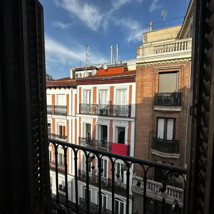 Image 4 - Calle de la Victoria, 5, 28014 Madrid, Spain - Apartment for rent