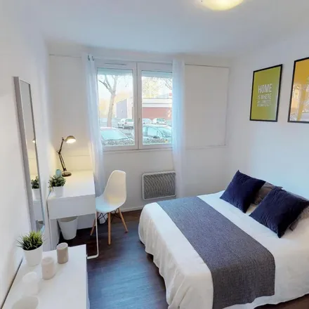 Rent this 4 bed apartment on 106 Boulevard Montebello in 59037 Lille, France